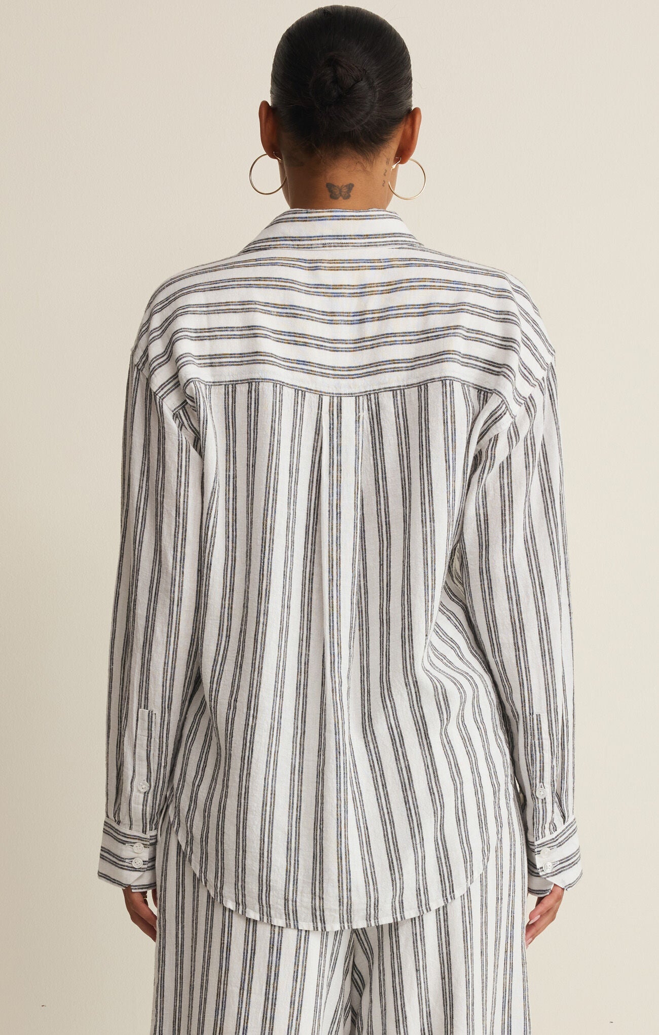 the perfect striped button up