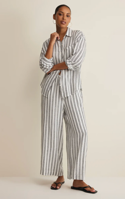 the perfect striped button up